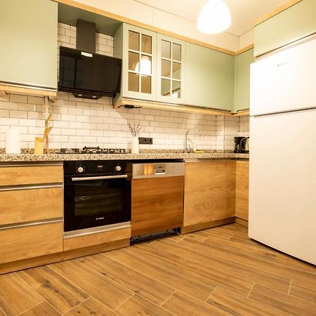 イスタンブールSpacious And Comfy 2Br In The Heart Of Cihangirアパートメント エクステリア 写真