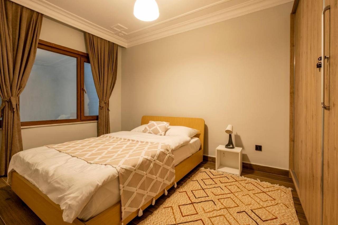 イスタンブールSpacious And Comfy 2Br In The Heart Of Cihangirアパートメント エクステリア 写真