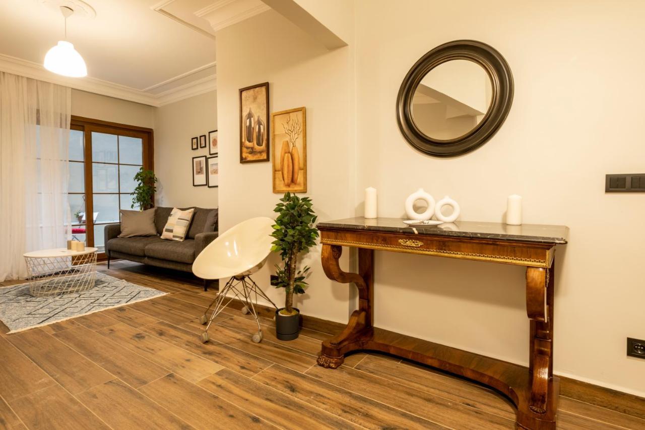 イスタンブールSpacious And Comfy 2Br In The Heart Of Cihangirアパートメント エクステリア 写真